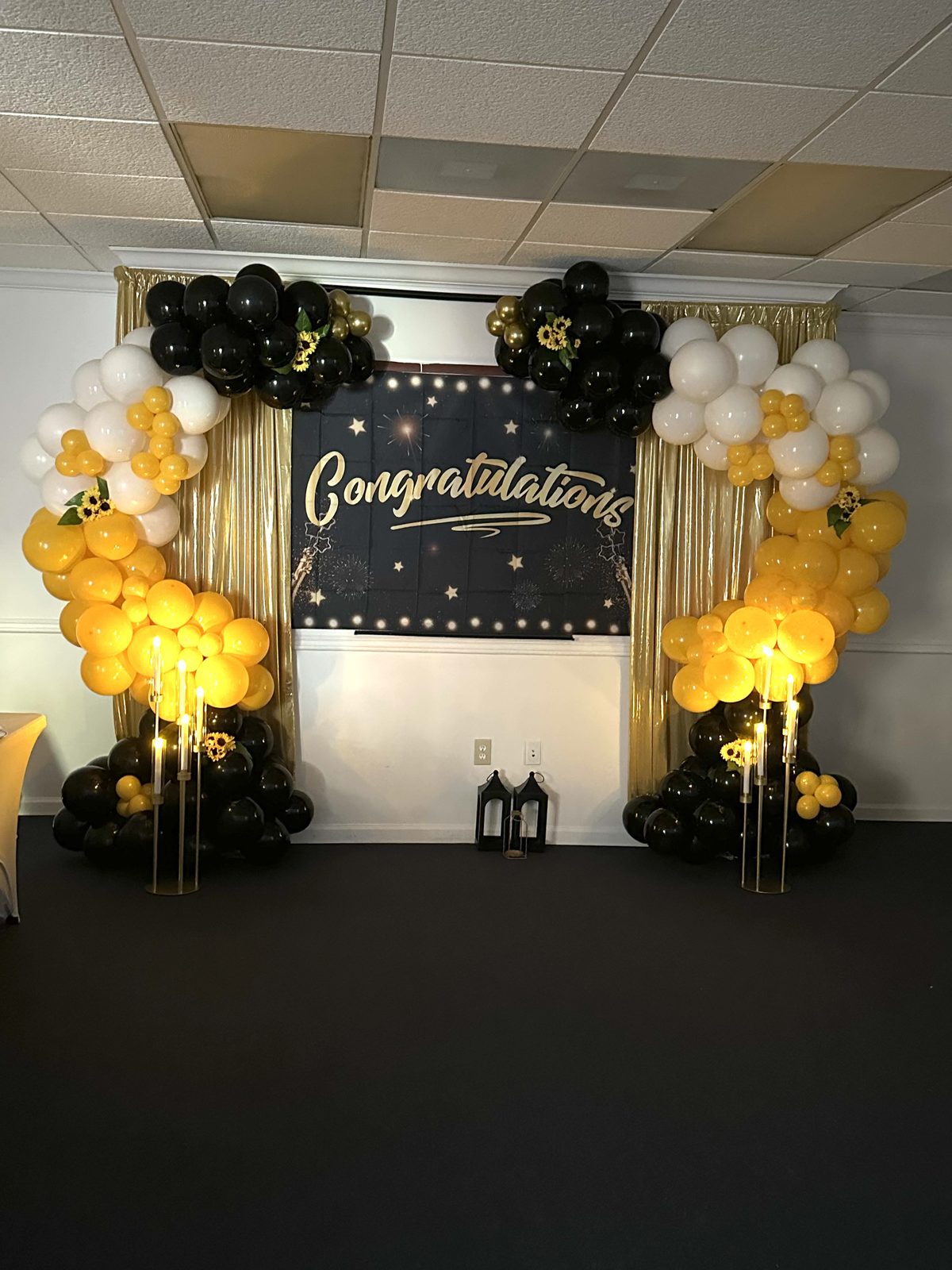 Celebration backdrop with balloon columns