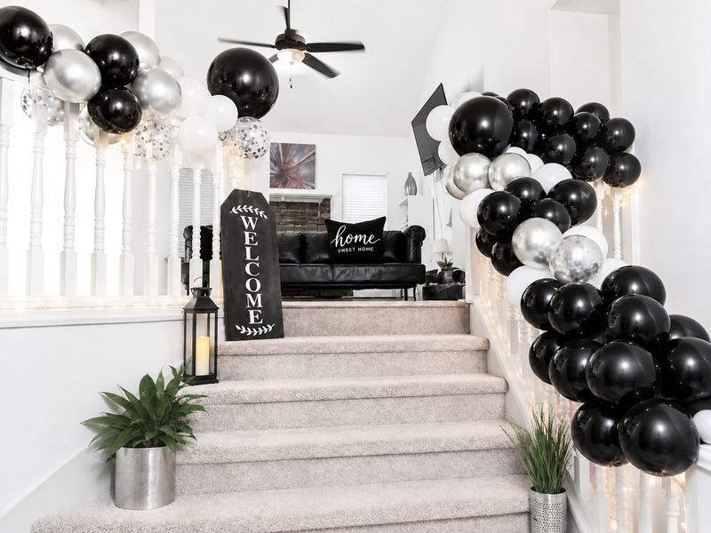Balloon Garland Installation — Balloon Garlands